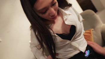 Chinese office lady Chetty has hard sex with a guy. (otkuaem116b)