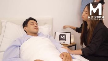 哺乳护士 - 特辑大师