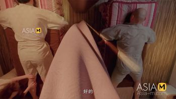 淫荡按摩院-舒可欣