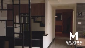 欲火中烧空姐4P-纪言希