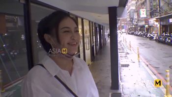 ModelMedia Asia-街头搭讪