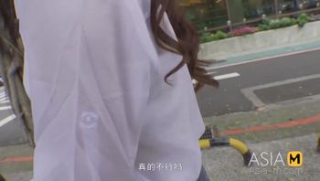 街头搭讪-项子凝