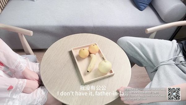 寂寞儿媳妇在家被公公趁儿子出差强上